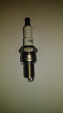 Свеча зажигания бензинового двигателя GX160-460/Spark plug